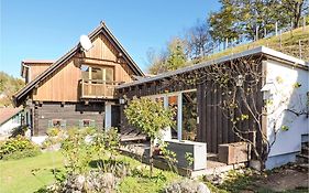 One-Bedroom Holiday Home in Grossklein